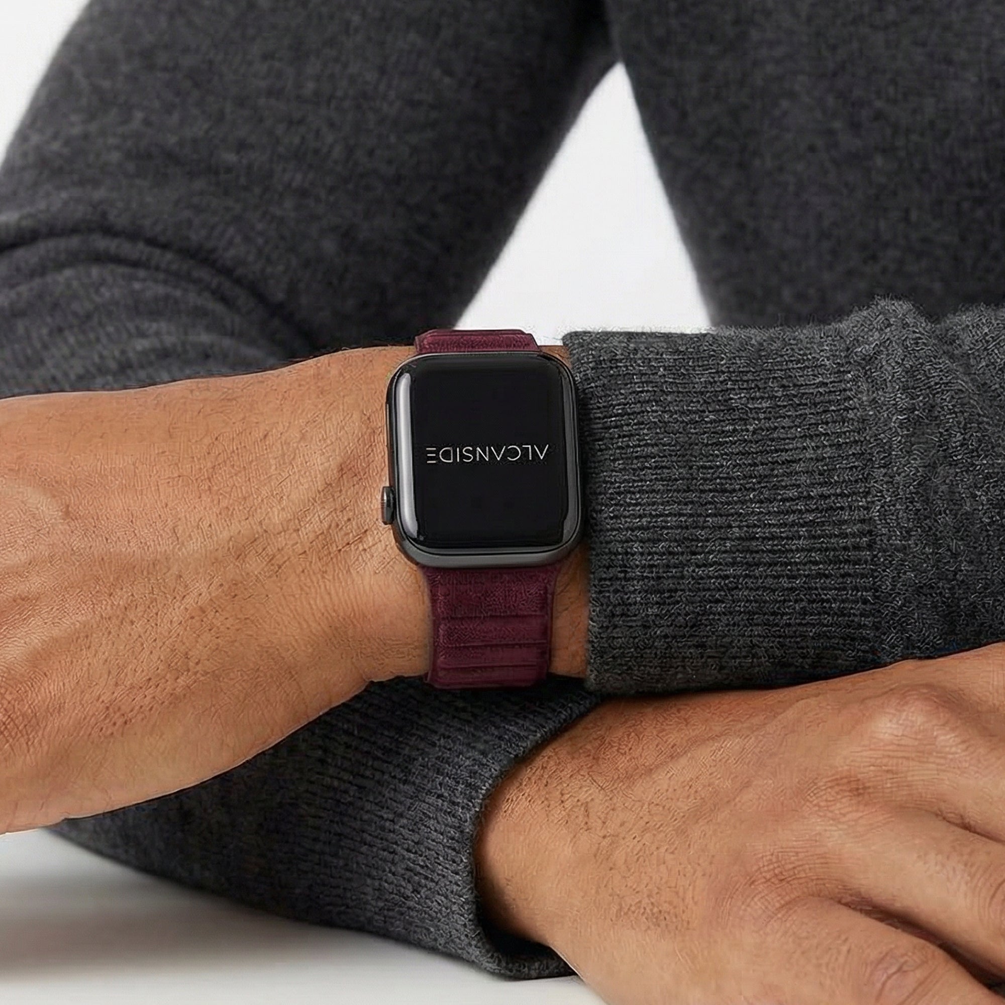 Alcantara Apple Watch Band - Wine Red - 42/44/45/46mm & Ultra (49mm) - Alcanside