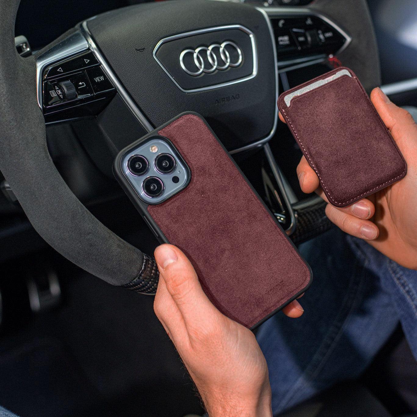 iPhone 15 - Alcantara Back Cover - Wine Red