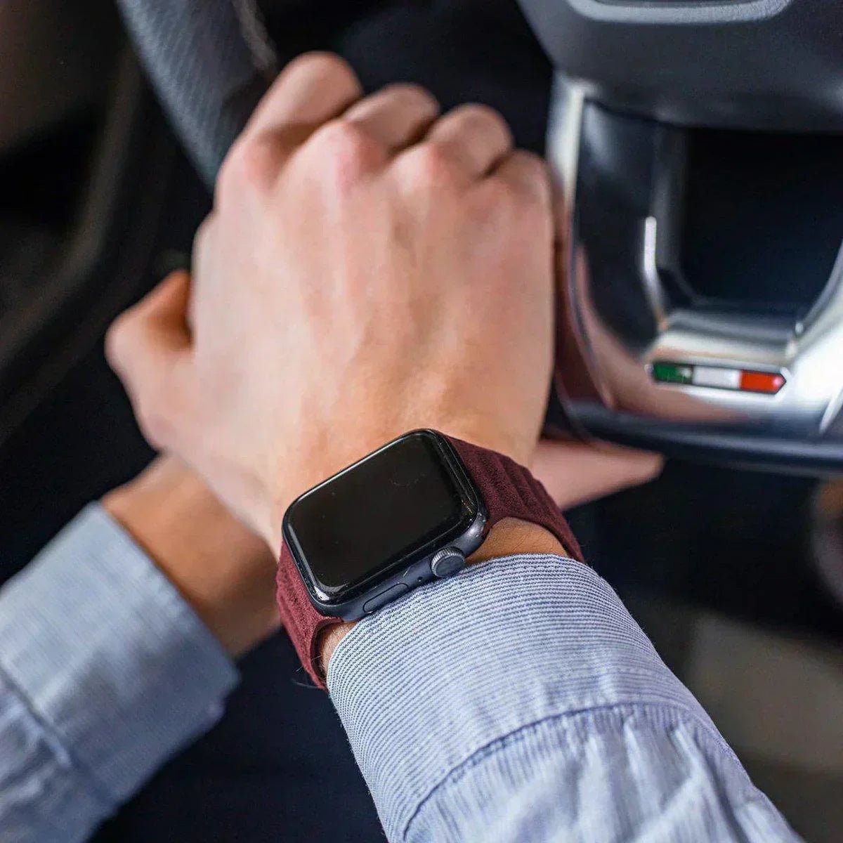 Alcantara Apple Watch Band - Wine Red - 42/44/45/46mm & Ultra (49mm) - Alcanside