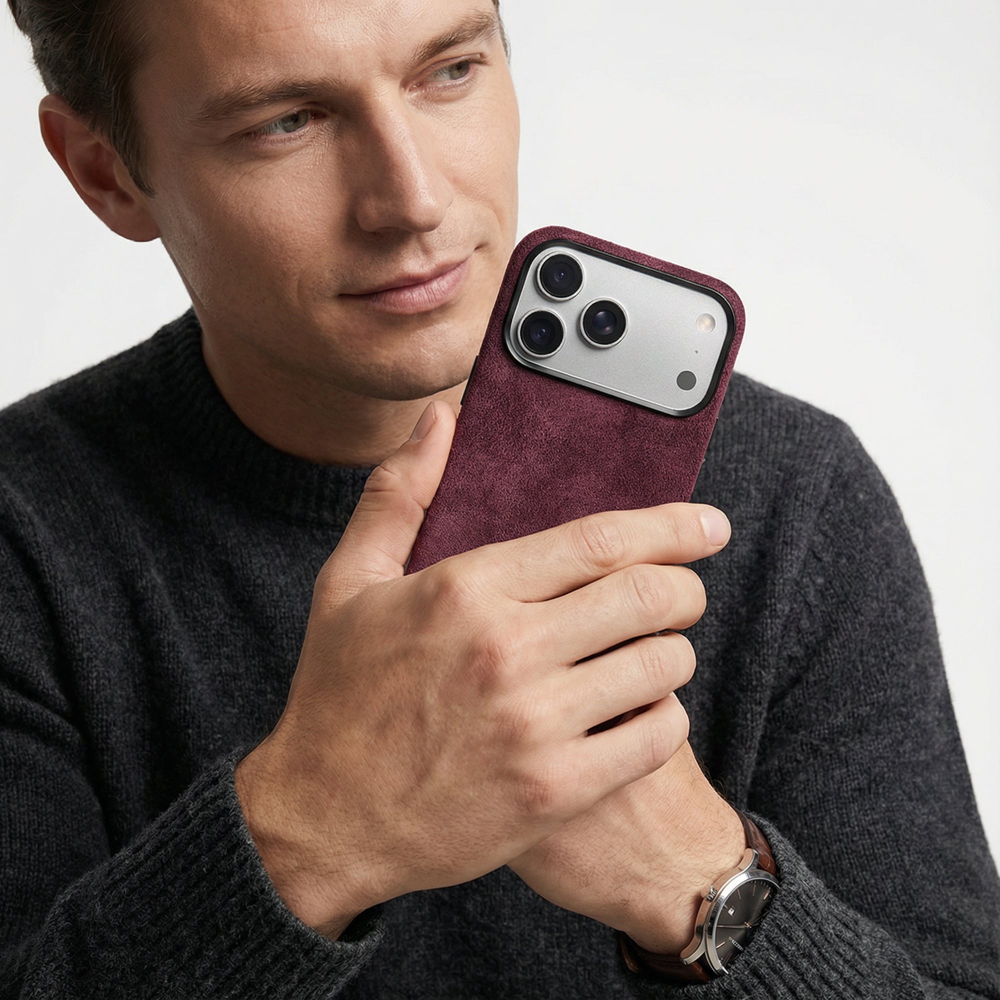 iPhone 17 Pro Max - Alcantara Case - Wine Red - Alcanside